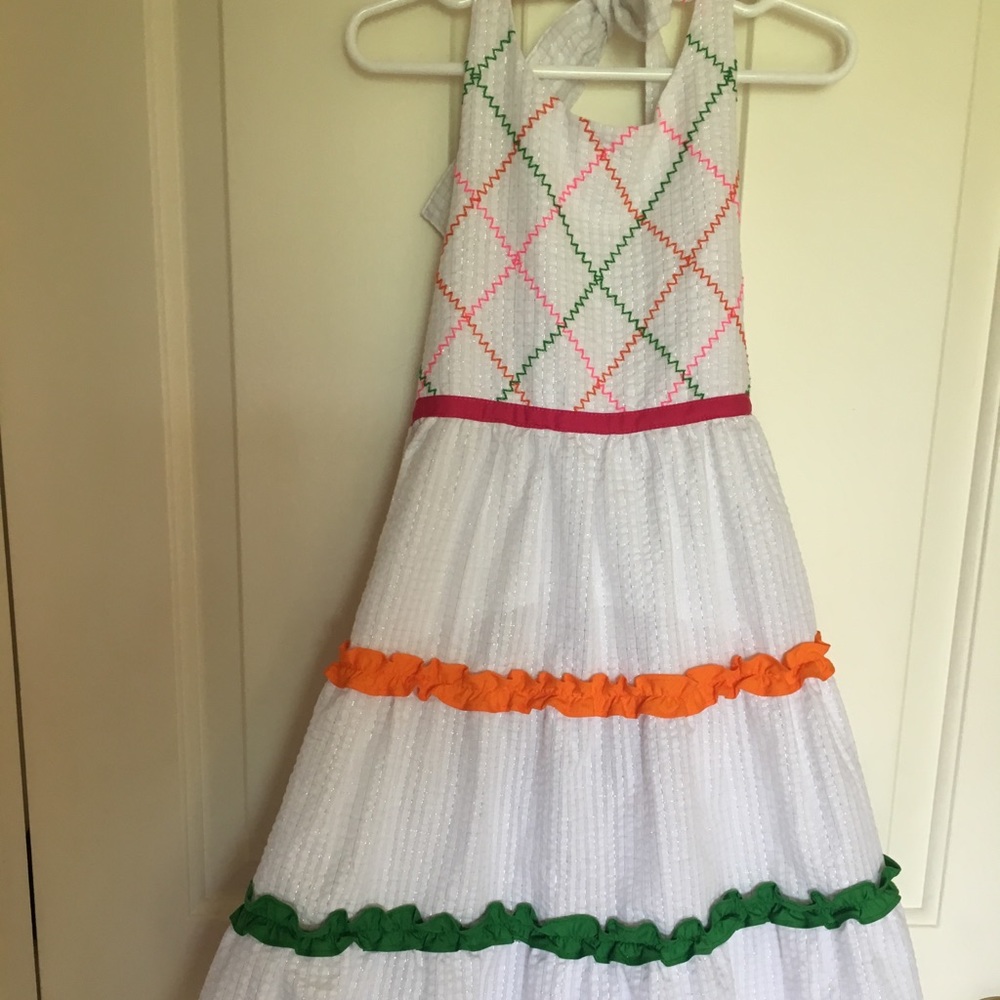 Girls dress fits size 8